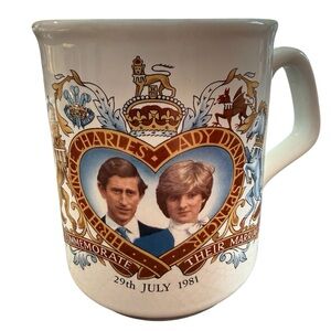 Vintage Prince Charles & Lady Diana Spencer 1981 Royal Wedding Commemorative Mug
